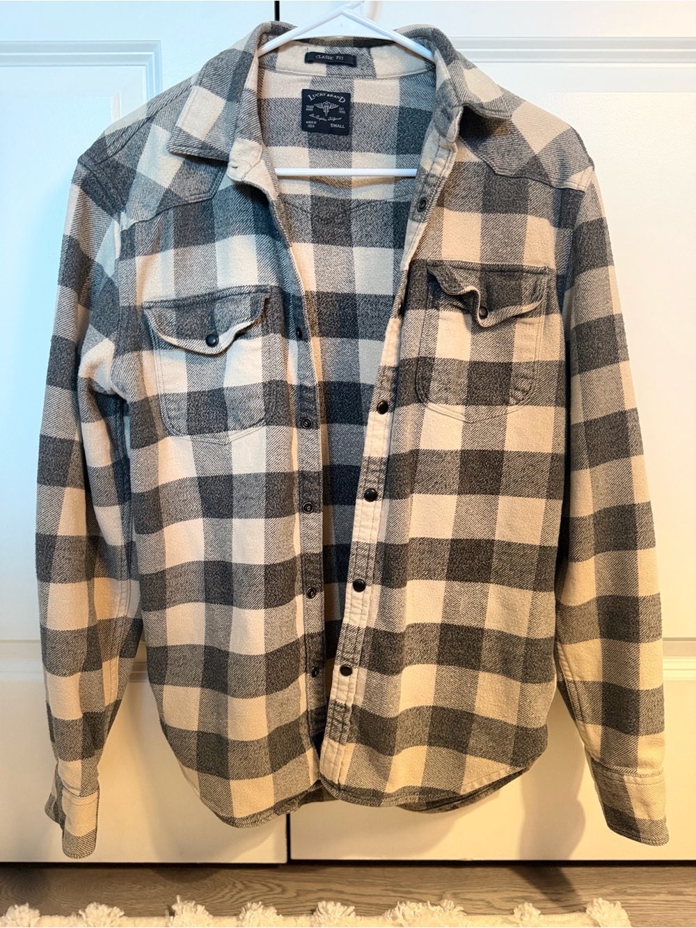 Lucky Brand Beige and Black Plaid Shirt Jacket